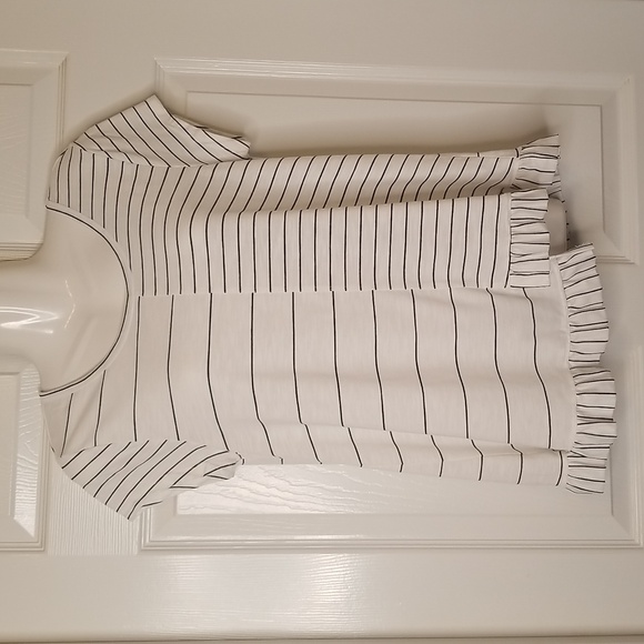 Hem & Thread Tops - Hem And Thread Short Sleeve White Black Striped Cap Sleeve Shirt Size Medium